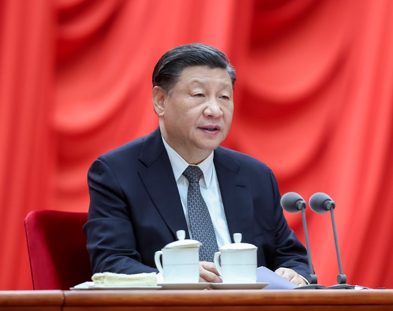 4月3日,学习贯彻习近平新时代中国特色社会主义思想主题教育工作会议在北京召开。中共中央总书记、国家主席、中央军委主席习近平出席会议并发表重要讲话。