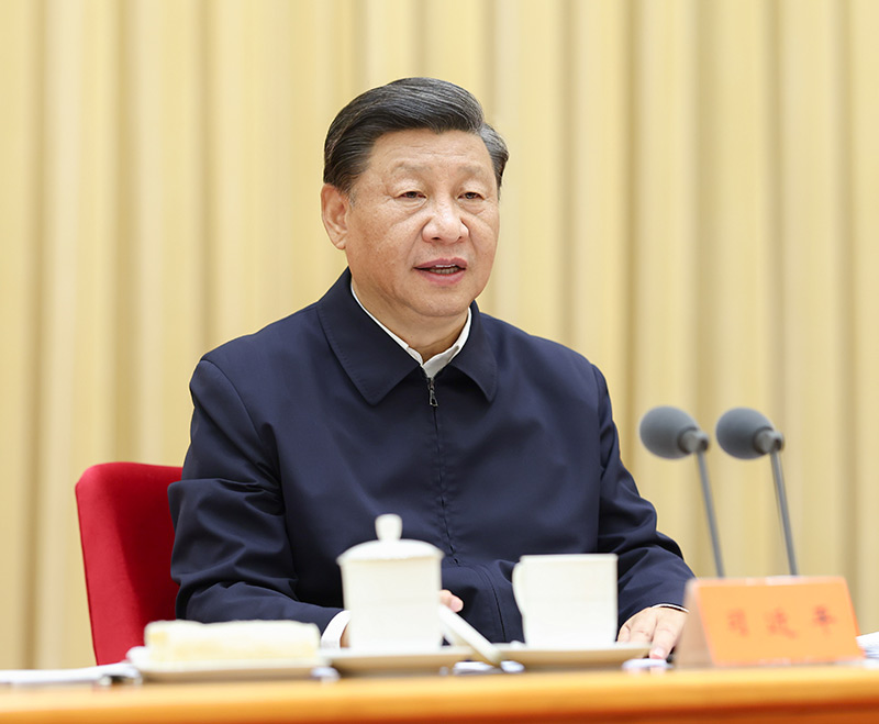 7月26日至27日,省部级主要领导干部“学习习近平总书记重要讲话精神,迎接党的二十大”专题研讨班在京举行。中共中央总书记、国家主席、中央军委主席习近平在开班式上发表重要讲话。新华社记者 鞠鹏 摄 7月26日至27日,省部级主要领导干部“学习习近平总书记重要讲话精神,迎接党的二十大”专题研讨班在京举行。中共中央总书记、国家主席、中央军委主席习近平在开班式上发表重要讲话。新华社记者 鞠鹏 摄